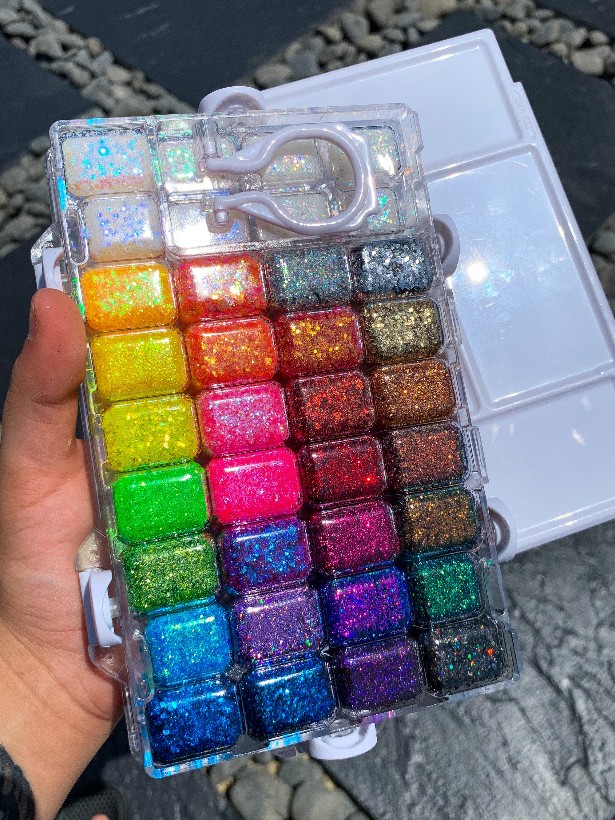 Holy Grail Glitter Palette
