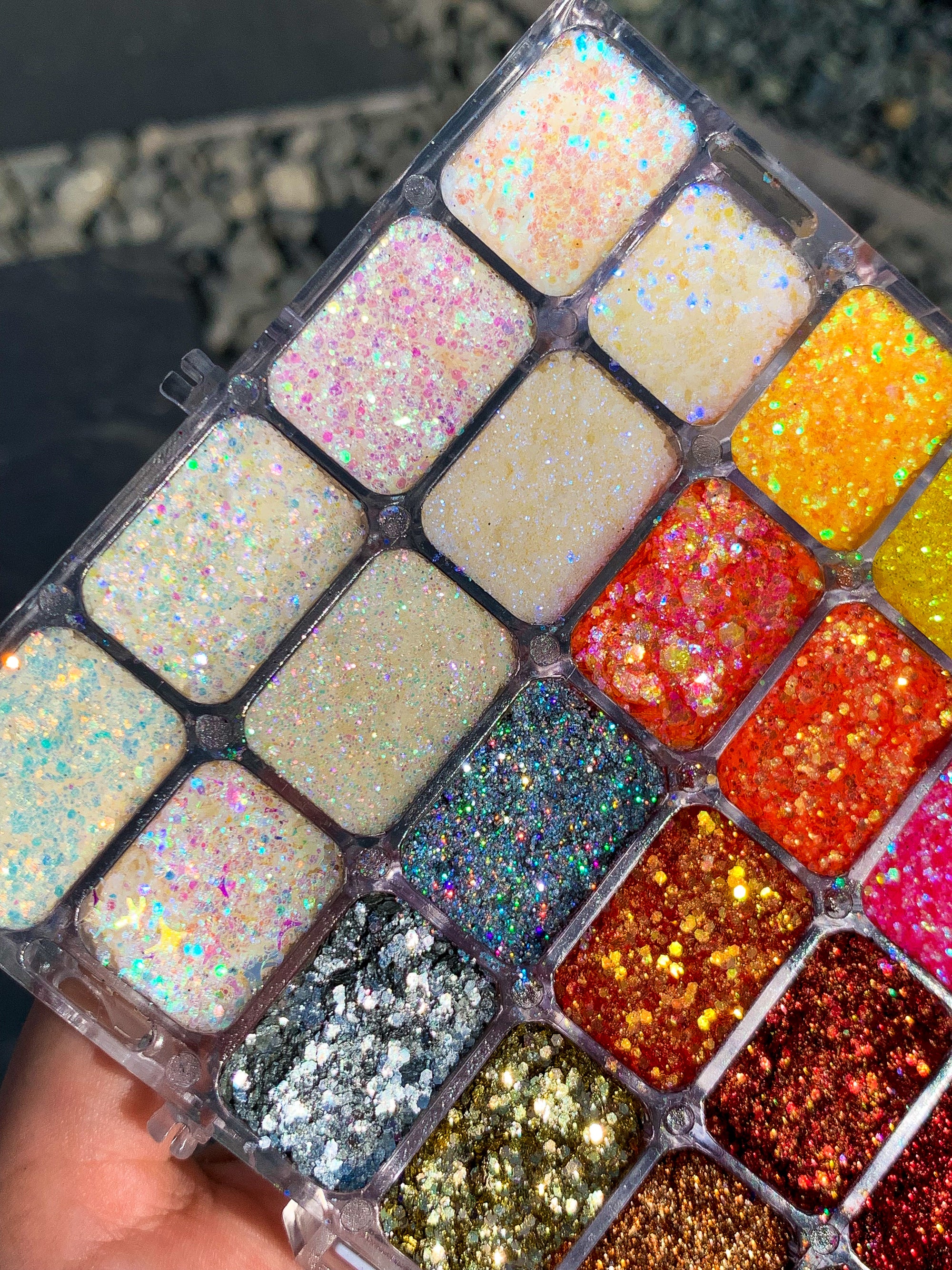 Holy Grail Glitter Palette