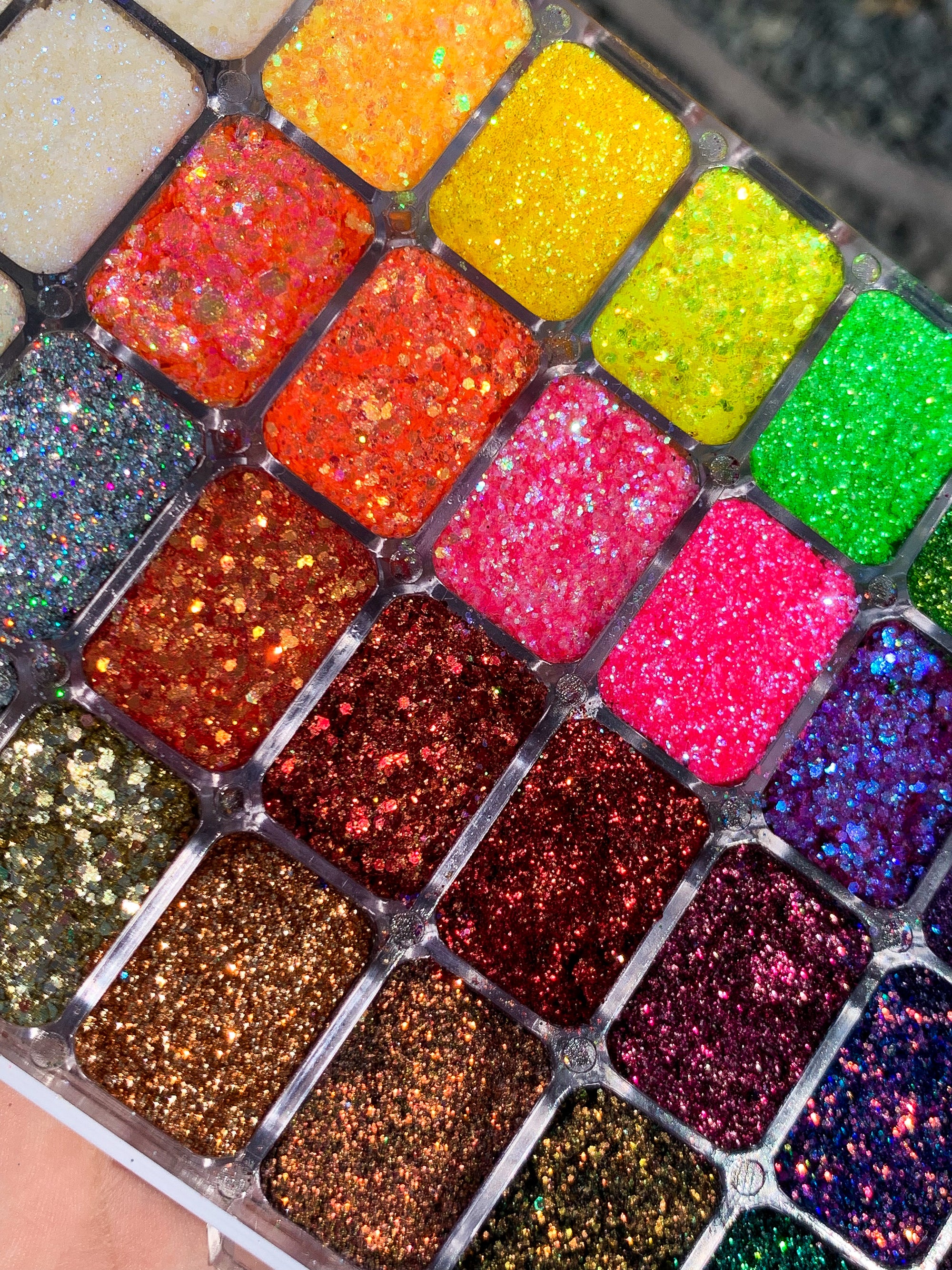 Holy Grail Glitter Palette