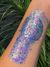 Load image into Gallery viewer, Bubble Beam Glitter Gel
