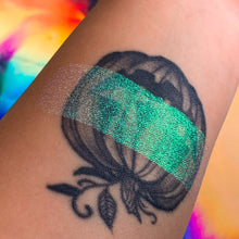 Load image into Gallery viewer, Aurora Eyeshadow Gel
