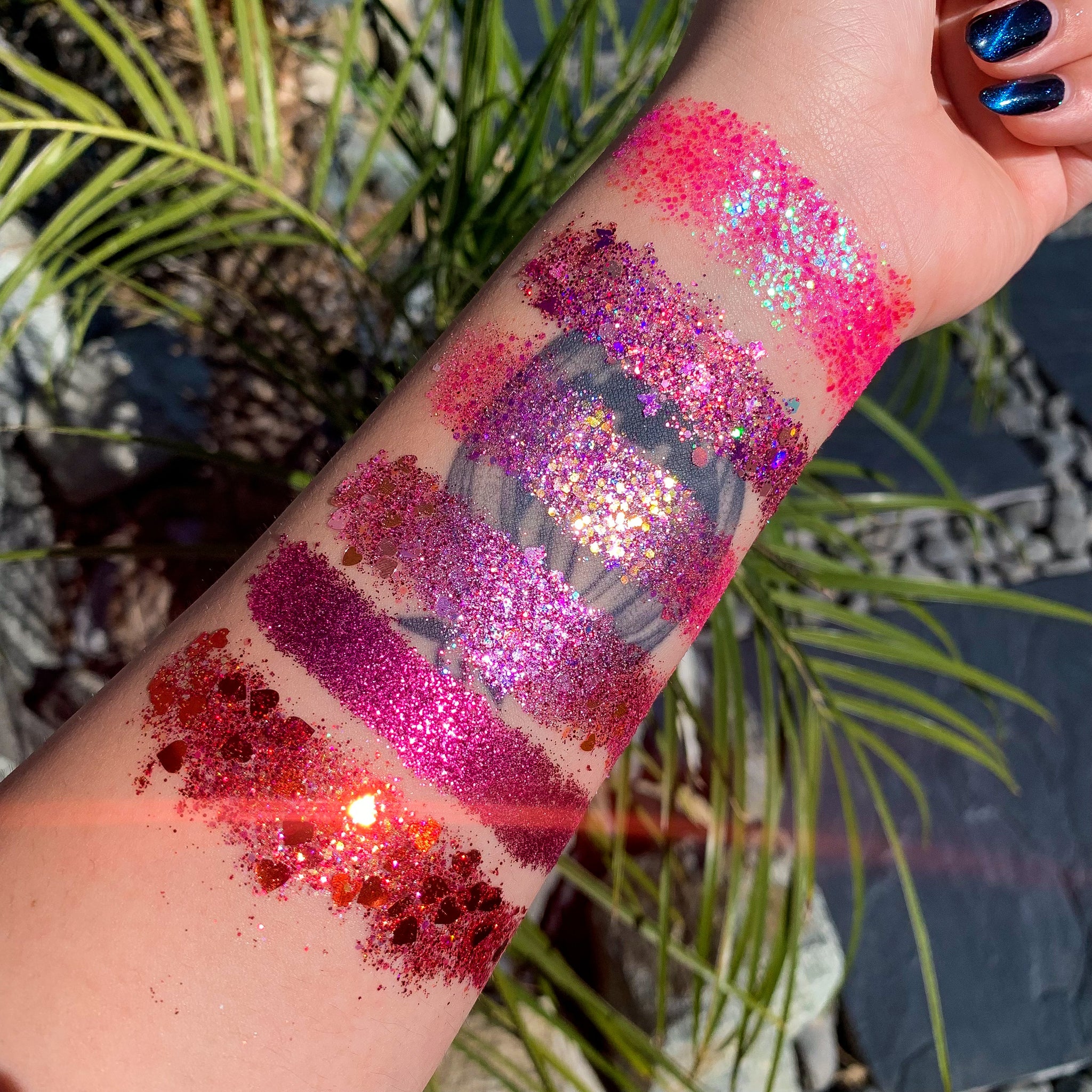 Love Potion (Glitter Gel & Loose Glitter) – Slayfire Cosmetics