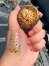Load image into Gallery viewer, Buried Treasure Glitter Gel
