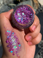 Load image into Gallery viewer, Mariposa Glitter Gel
